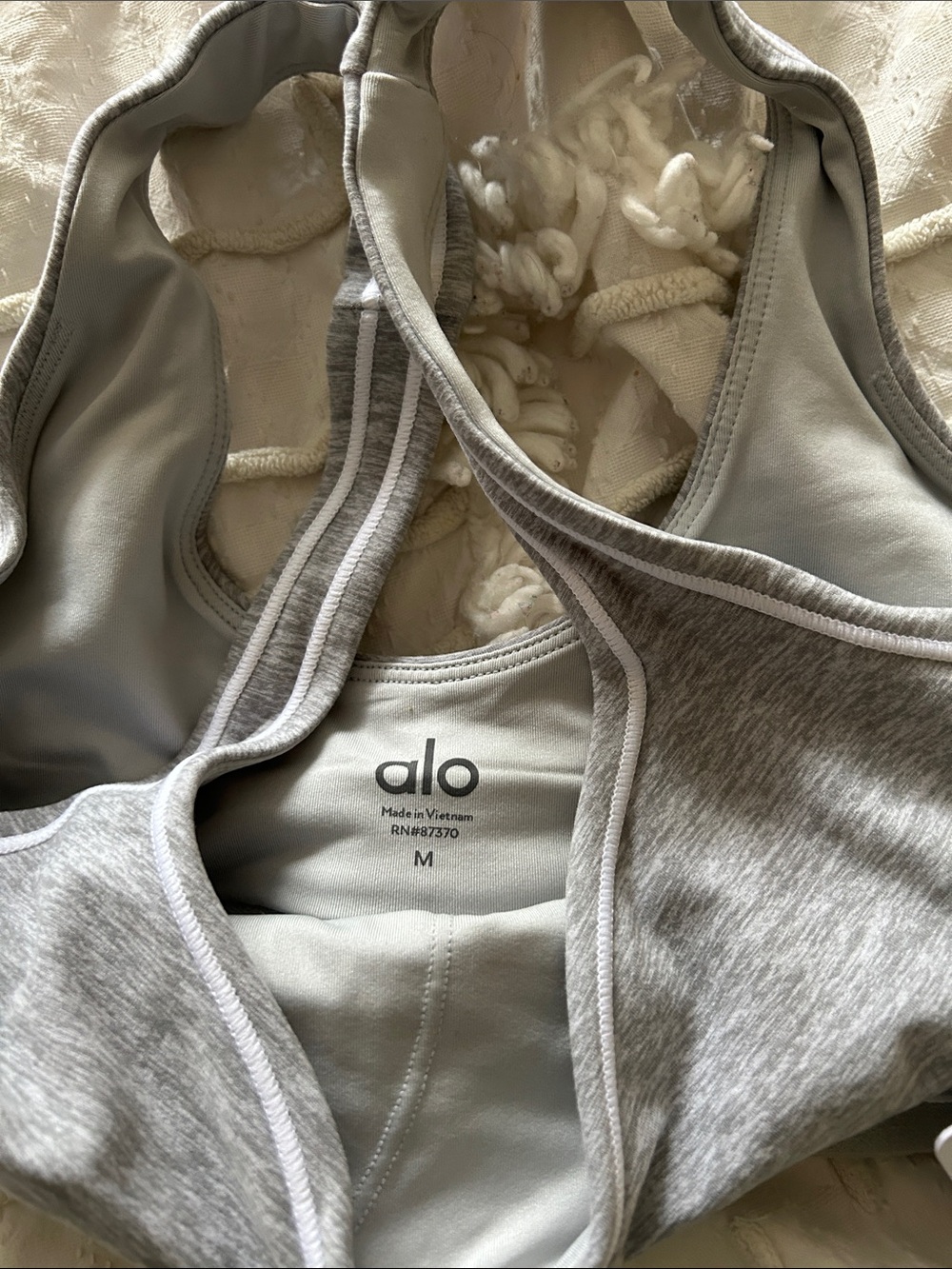 ALO Yoga Alosoft Heart Throb Bra — Light Gray - Picture 3 of 4